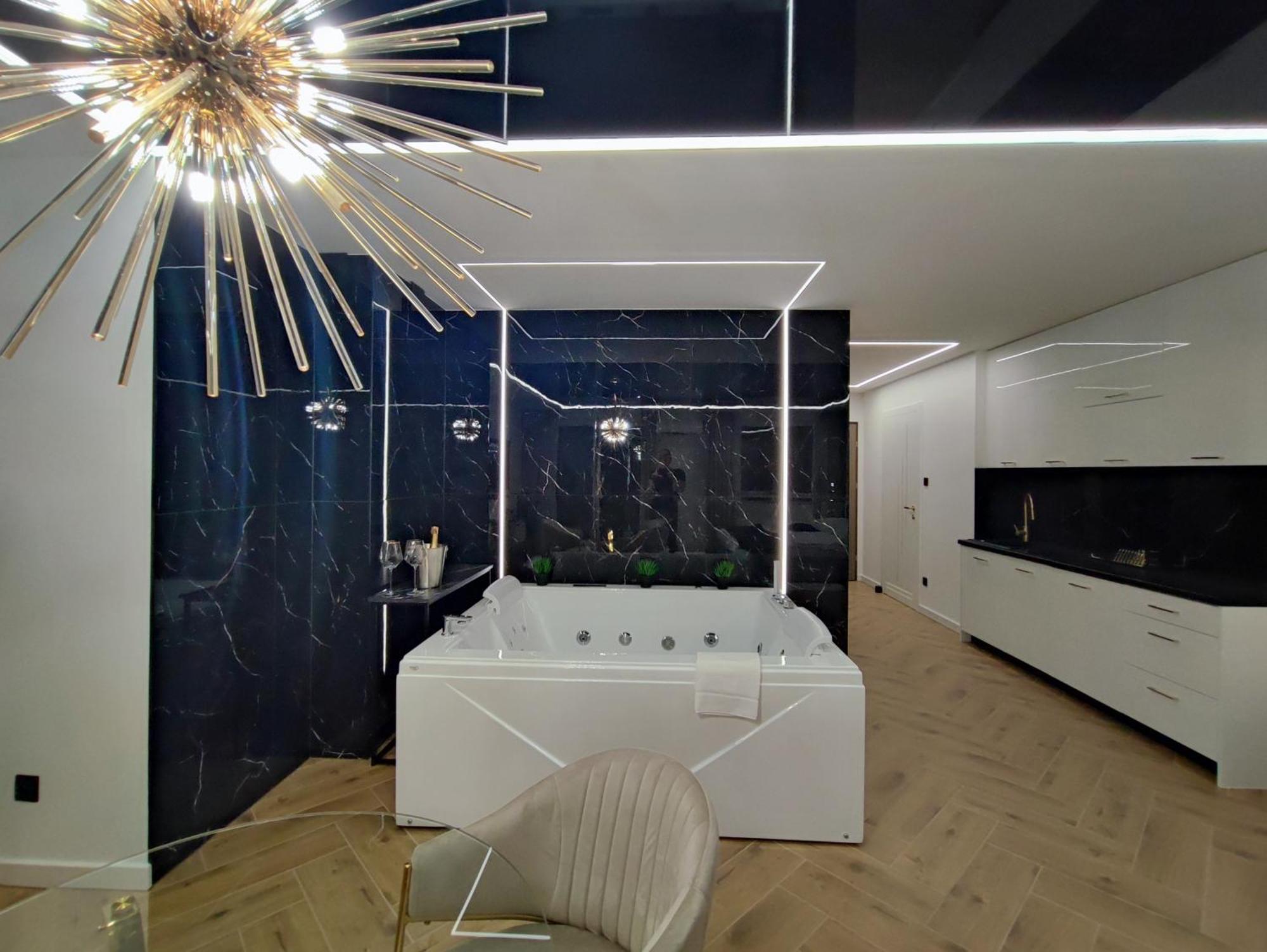 Apartament Z Jacuzzi Na Wylacznosc Dolina Baryczy Zmigrod Exterior photo